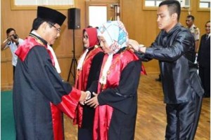 Prosesi pelantikan Ketua PN Kuningan.